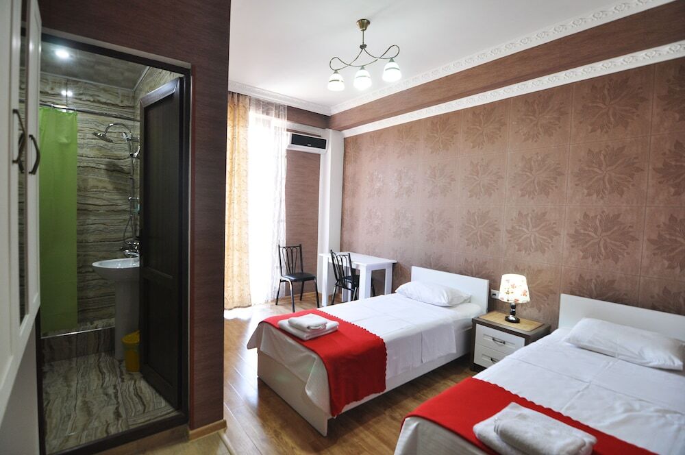 Flamingo Group Hotel Tbilisi Ngoại thất bức ảnh